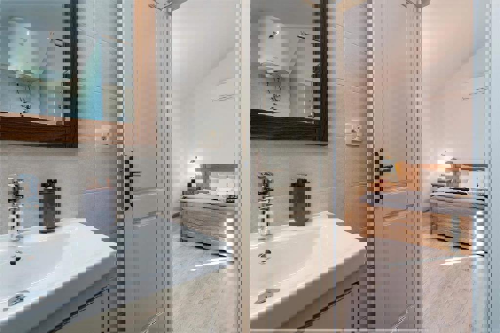 Villa indipendente con piscina - vista mare